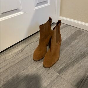 Lauren Ralph Lauren Tan Suede Chelsea Ankle Boots